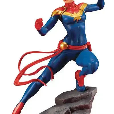 Marvel Comics Avengers Series Captain Marvel Artfx+ Statue