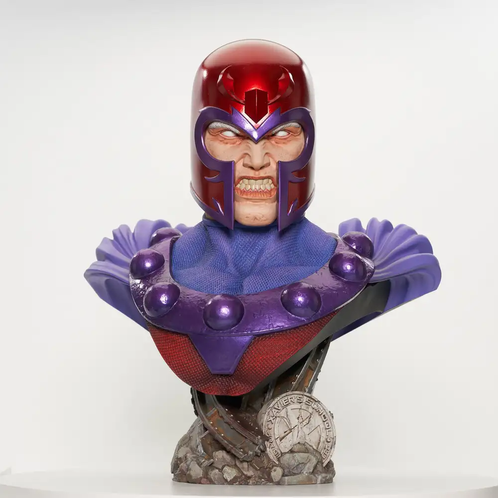 Marvel Legends in 3d Comic Magneto 1/2 Scale Bust